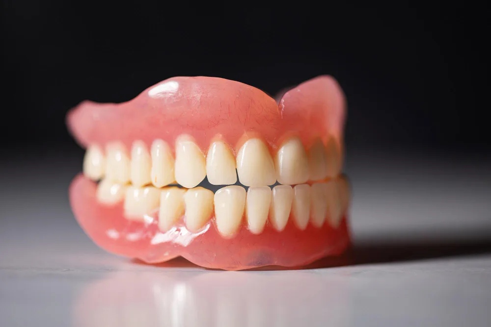 dentures img